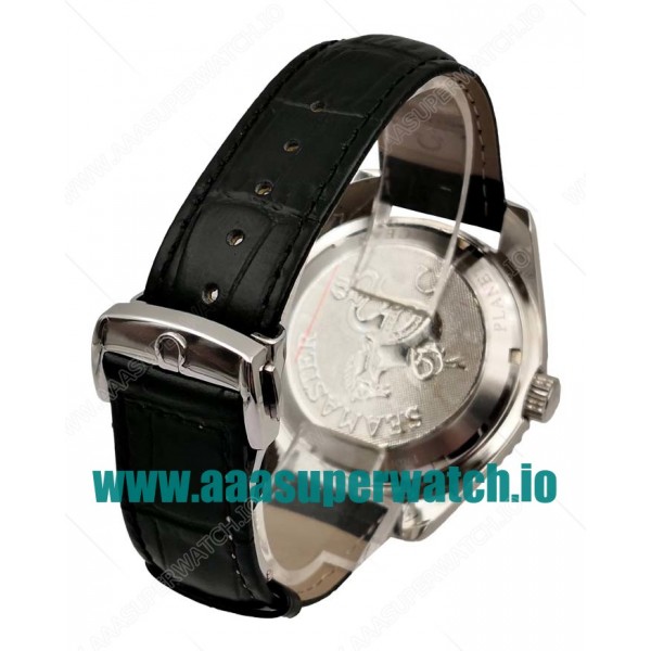 Omega Replica Seamaster Planet Ocean 215.33.44.21.01.001 - 44 MM