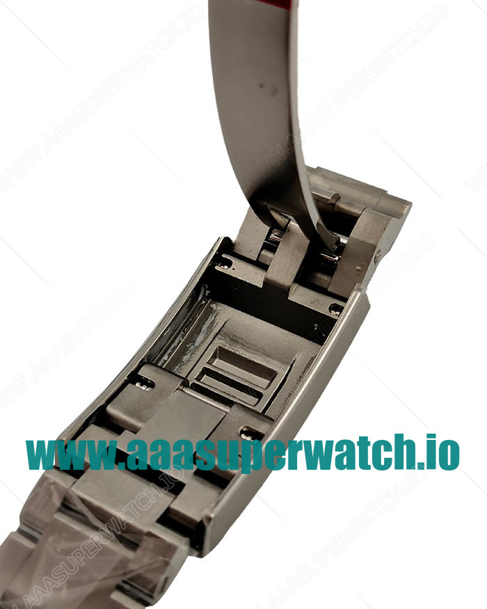 Replica Rolex Submariner Date 116610LV 2018 N V9S Stainless Steel 904L Green Dial Swiss 3135