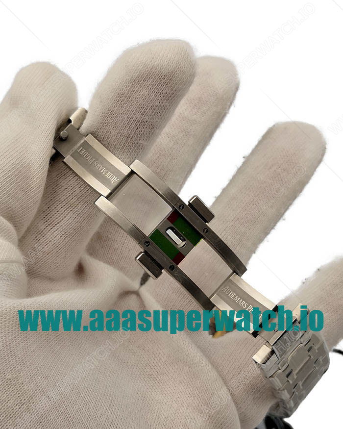 Audemars Piguet Replica Royal Oak 15500ST.OO.1220ST.04 - 41 MM