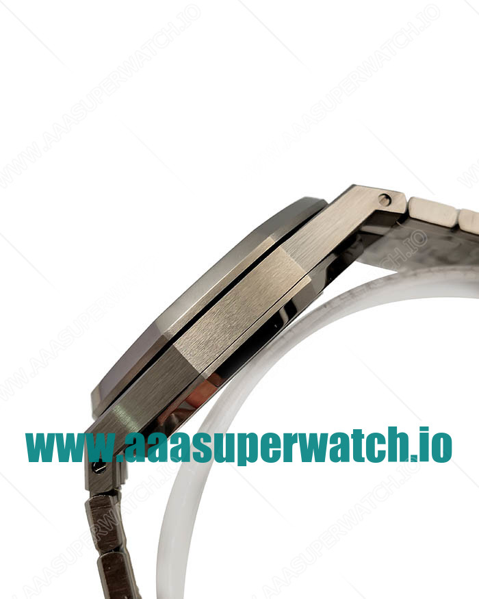 JF Audemars Piguet Replica Royal Oak 15400ST.OO.1220ST.01 - 41 MM